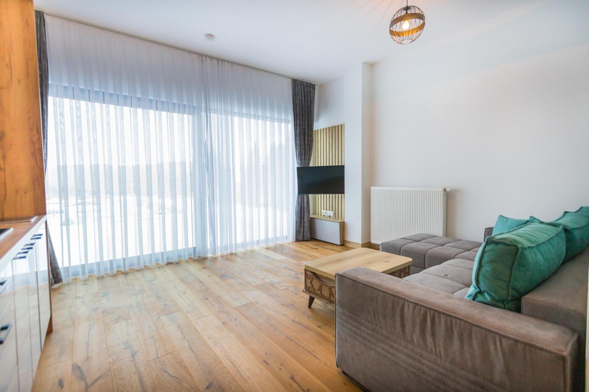 Aparthotel Phoenix Б'єлашница Екстер'єр фото