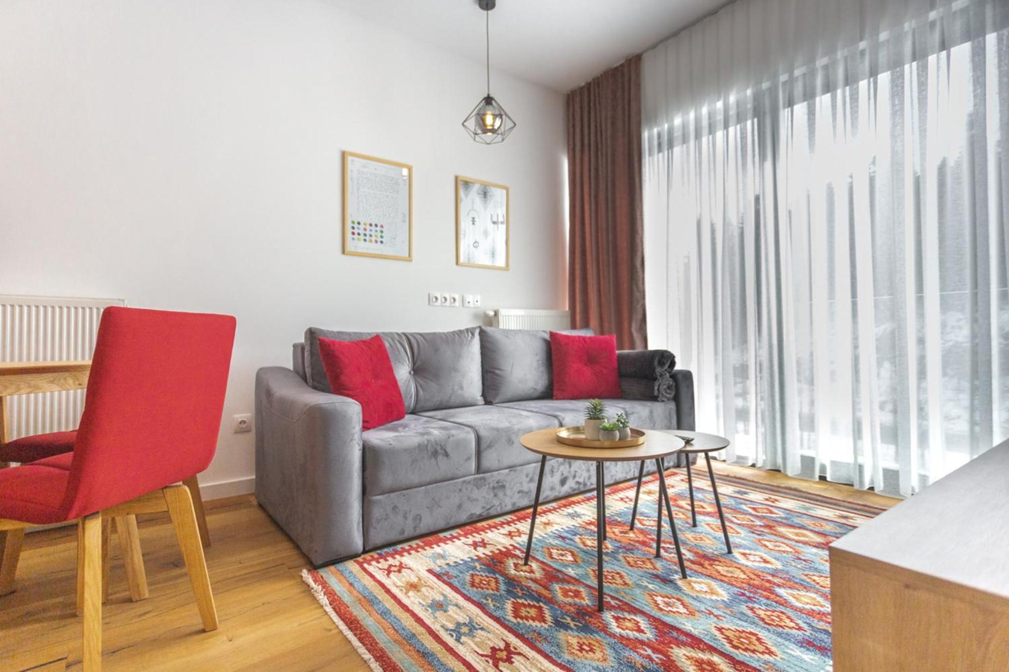Aparthotel Phoenix Б'єлашница Екстер'єр фото
