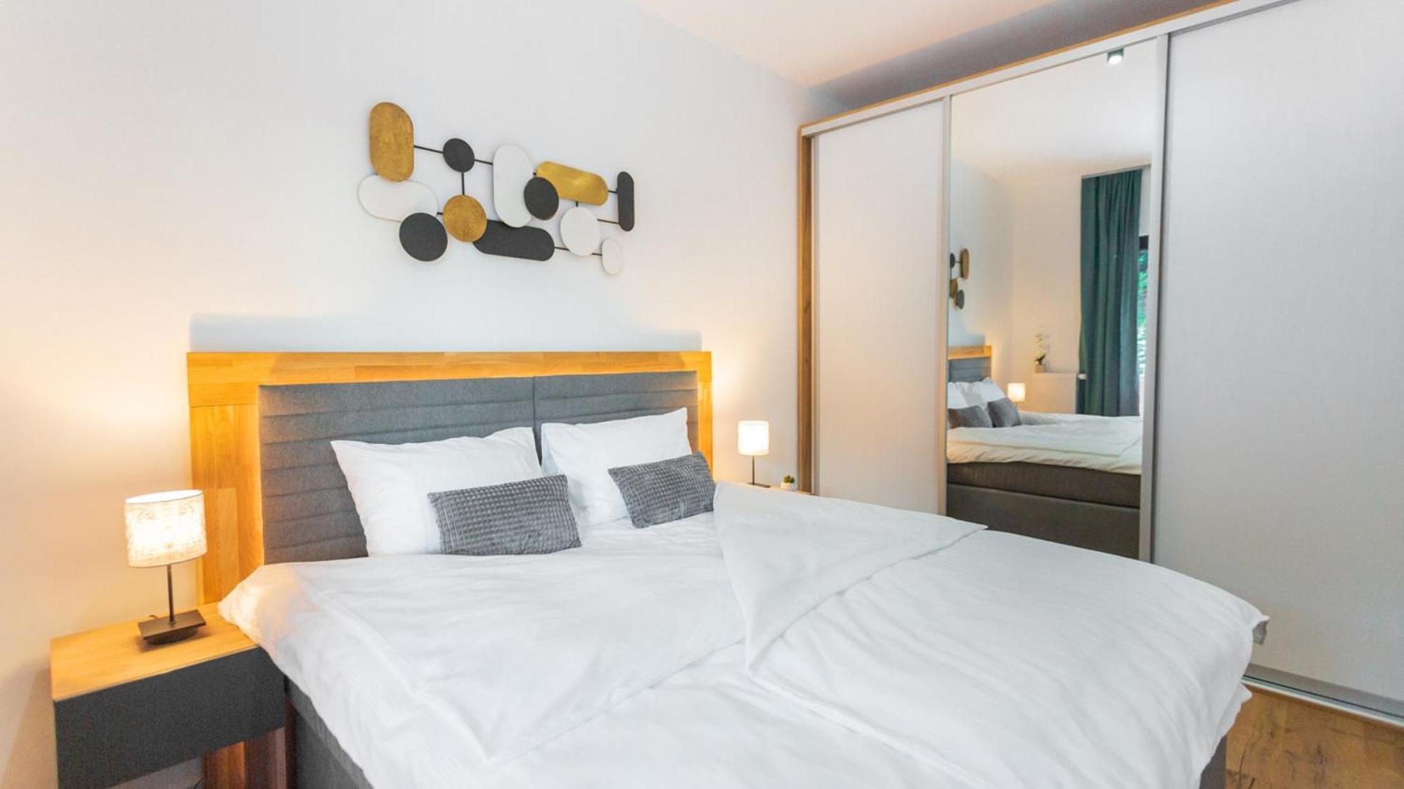 Aparthotel Phoenix Б'єлашница Екстер'єр фото