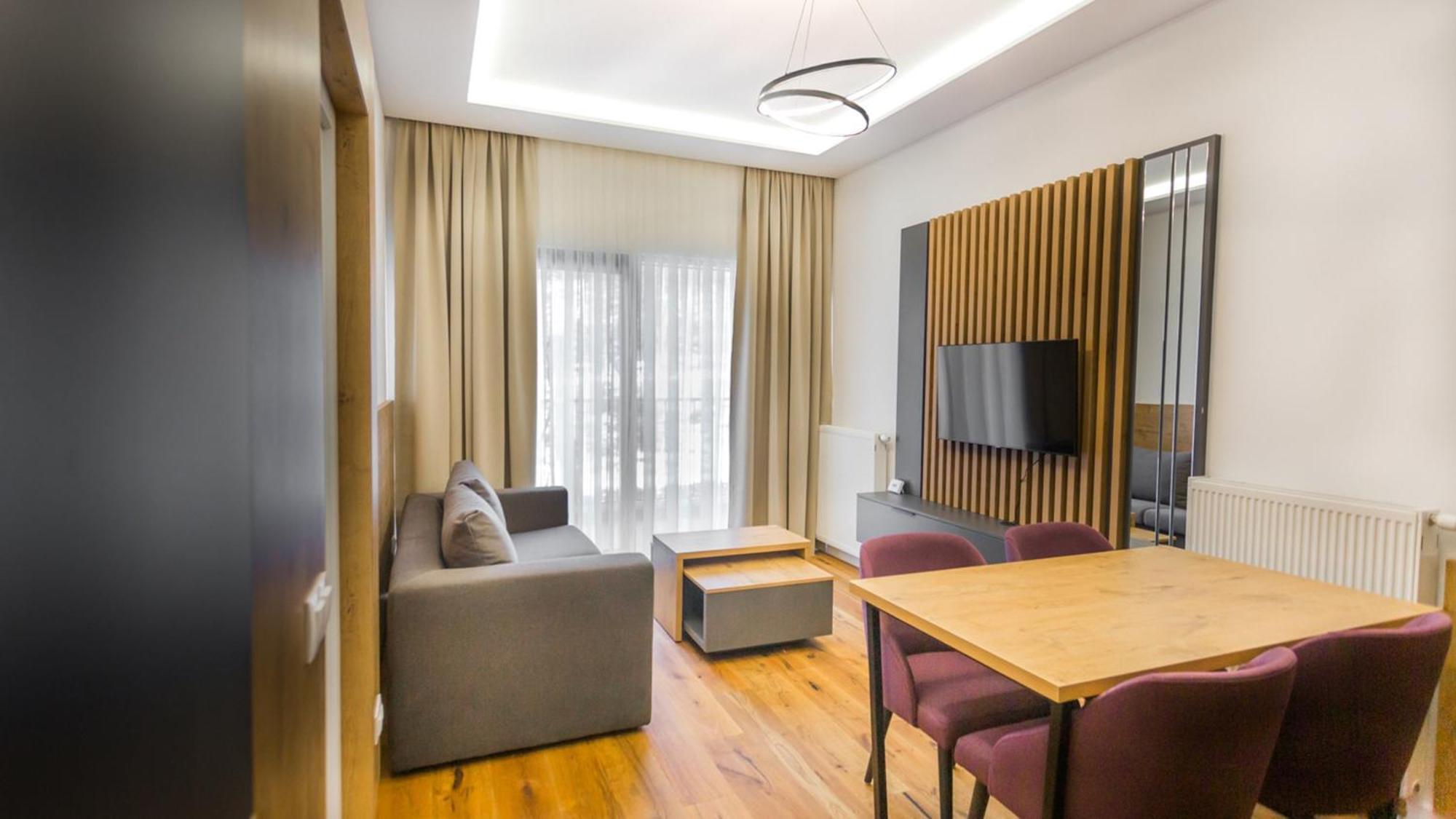 Aparthotel Phoenix Б'єлашница Екстер'єр фото